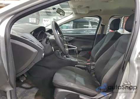 2016 Ford Focus S from USA, damaged, VIN 1FADP3E20GL345570